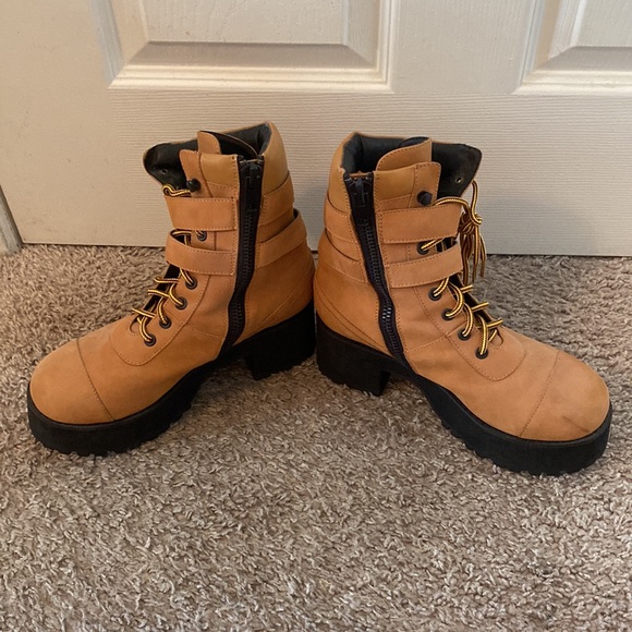 Poster Grl Put In Work Nubuck Combat Boot - Picture 4 of 7